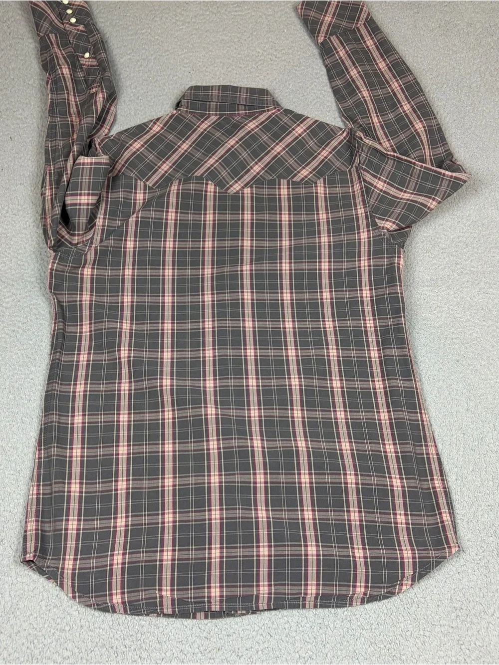 True Religion Pearl Snap Shirt Men's Brown & Red Plaid Pocket Flaps Western